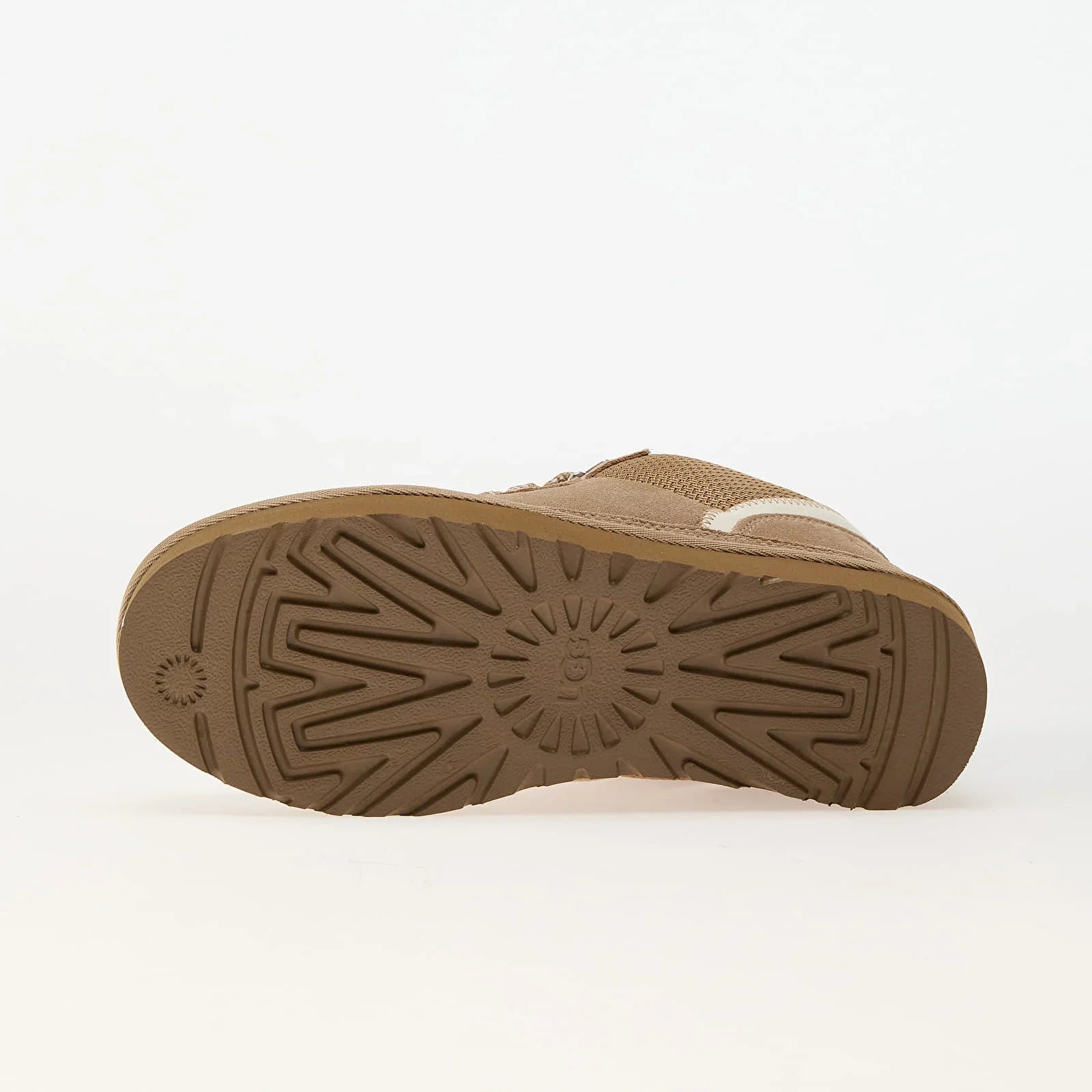 UGG Lowmel Sand