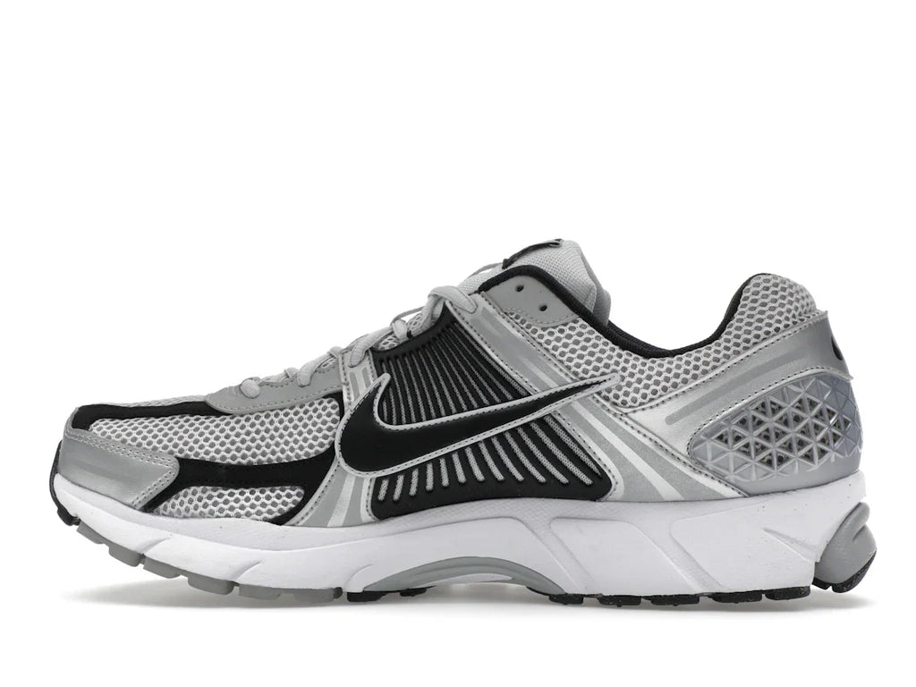 Nike Zoom Vomero 5 Metallic Silver Black