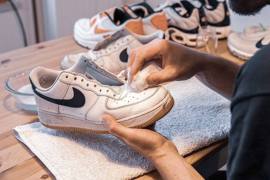 Universal Sneaker Cleaning Kit